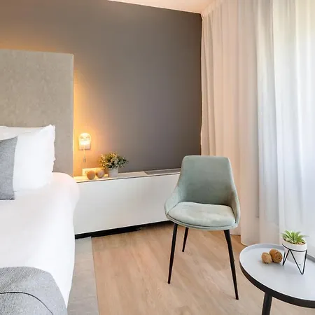Garner By Ihg Hotel Maastricht