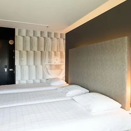 Garner By Ihg 4*