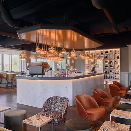 Garner By Ihg Hotel 4*
