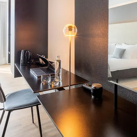 Garner By Ihg מלון