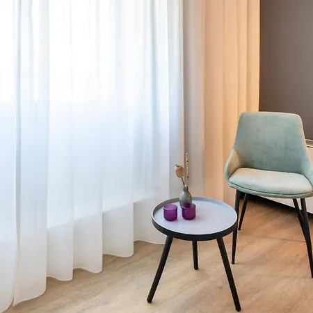Hotel Garner By Ihg Maastricht