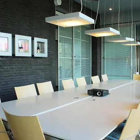 Garner By Ihg Hotel 4*