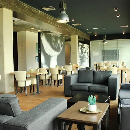 Hotel Garner By Ihg