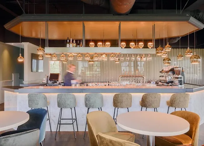 Garner By Ihg Hotel 4*