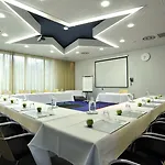 מלון Garner By Ihg